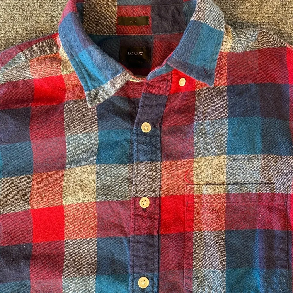 J. Crew Men's Red‎ and Blue Plaid Shirt Slim fit size small